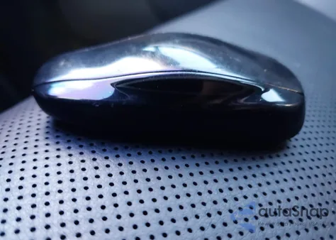 2023 Tesla Model S Dual Motor All-Wheel Drive/Standard Range z USA, uszkodzony, nr VIN 5YJSA1E57PF500006